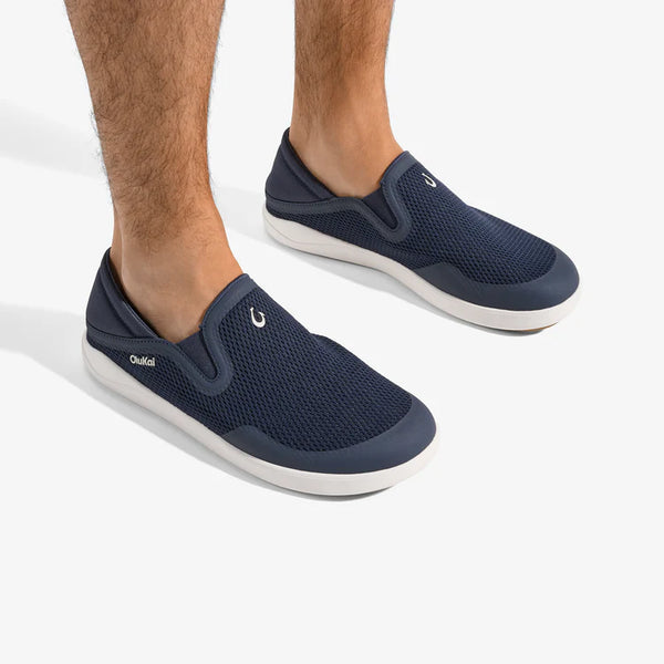 Olukai men’s Moku slip-on Trench blue