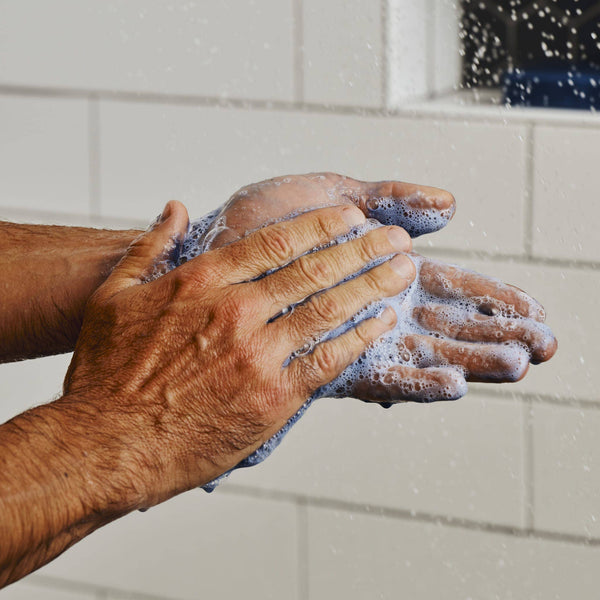 SALE - Men's Grooming Anti-Dandruff Shampoo