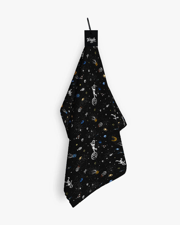 Waggle Golf Mission albatross magnetic golf towel