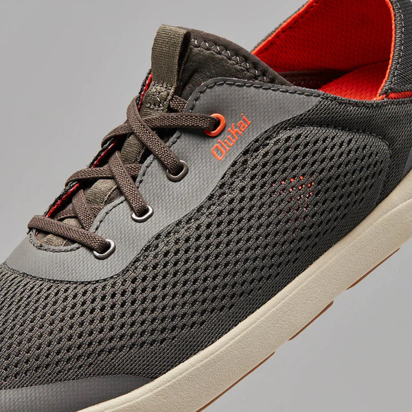 Olukai Mens moku pae island salt/koi