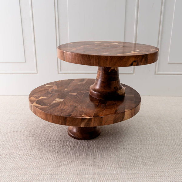 Rustic Cake Stand with Vase