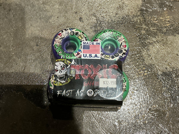 Toxic team, very hard wheels 102 a