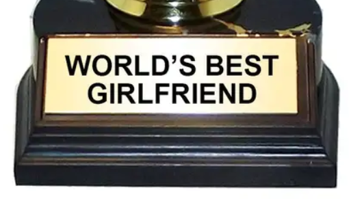 Trophy - World's Best Girlfriend - Gold - (7 inches)
